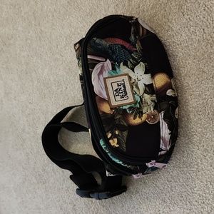 Fanny Pack